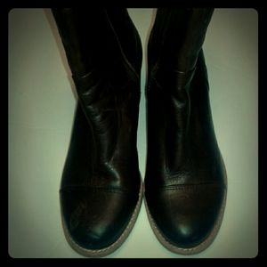 CHOCOLATE SPERRY BOOTS